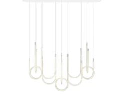 Horizontal 10-light chandelier: Light up your design-inspired spaces