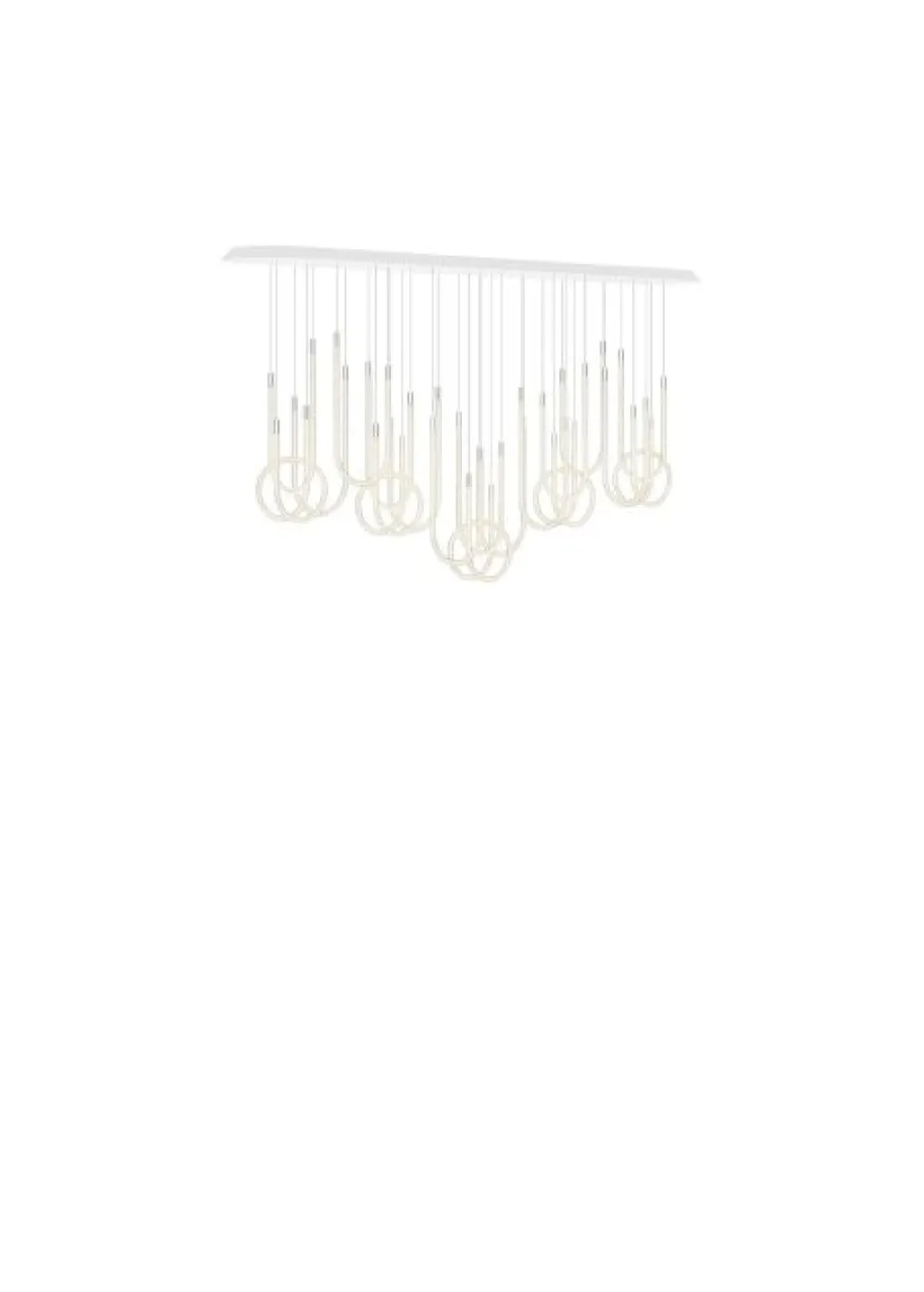 18-light chandelier: Illuminate your vast interiors
